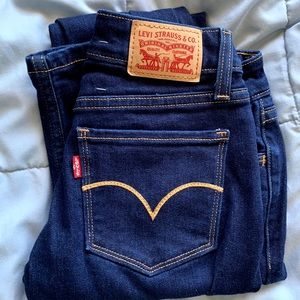 levis dark wash jeans